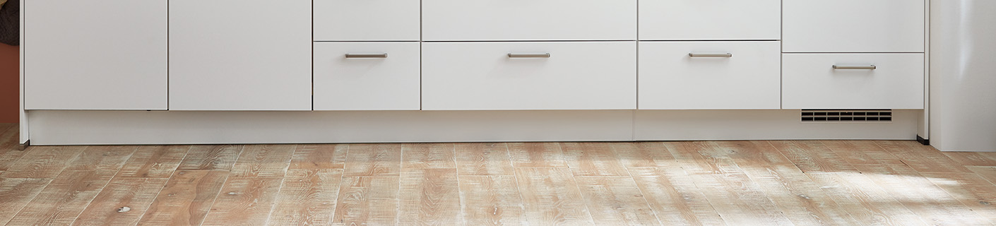 Sockelblende in Einbauküche